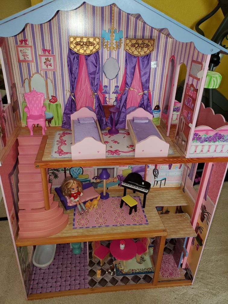 3 Story Doll House - KidsKraft