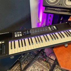 Native Instruments Komplete Kontrol S49