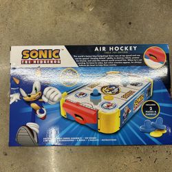 NWT Sonic The Hedgehog Tabletop Air Hockey Game