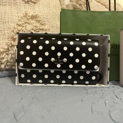 New Kate Spade Wristlet