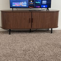 55 in TV Stand