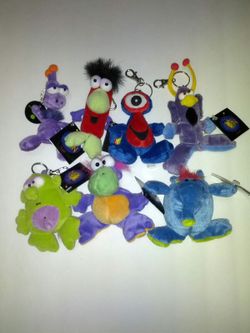 7 new Pet Alien Plush Zipper Pulls/Keychains