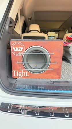 W7 8AE-3 sub JL Audio