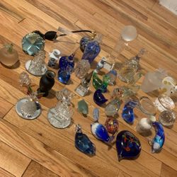 40 Beautiful figurines 