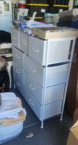 Dresser drawer