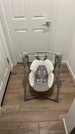 Baby swing