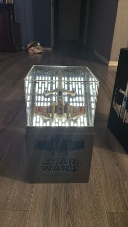 Propel Star Wars Quadcopter: X Wing Collectors Edition Box