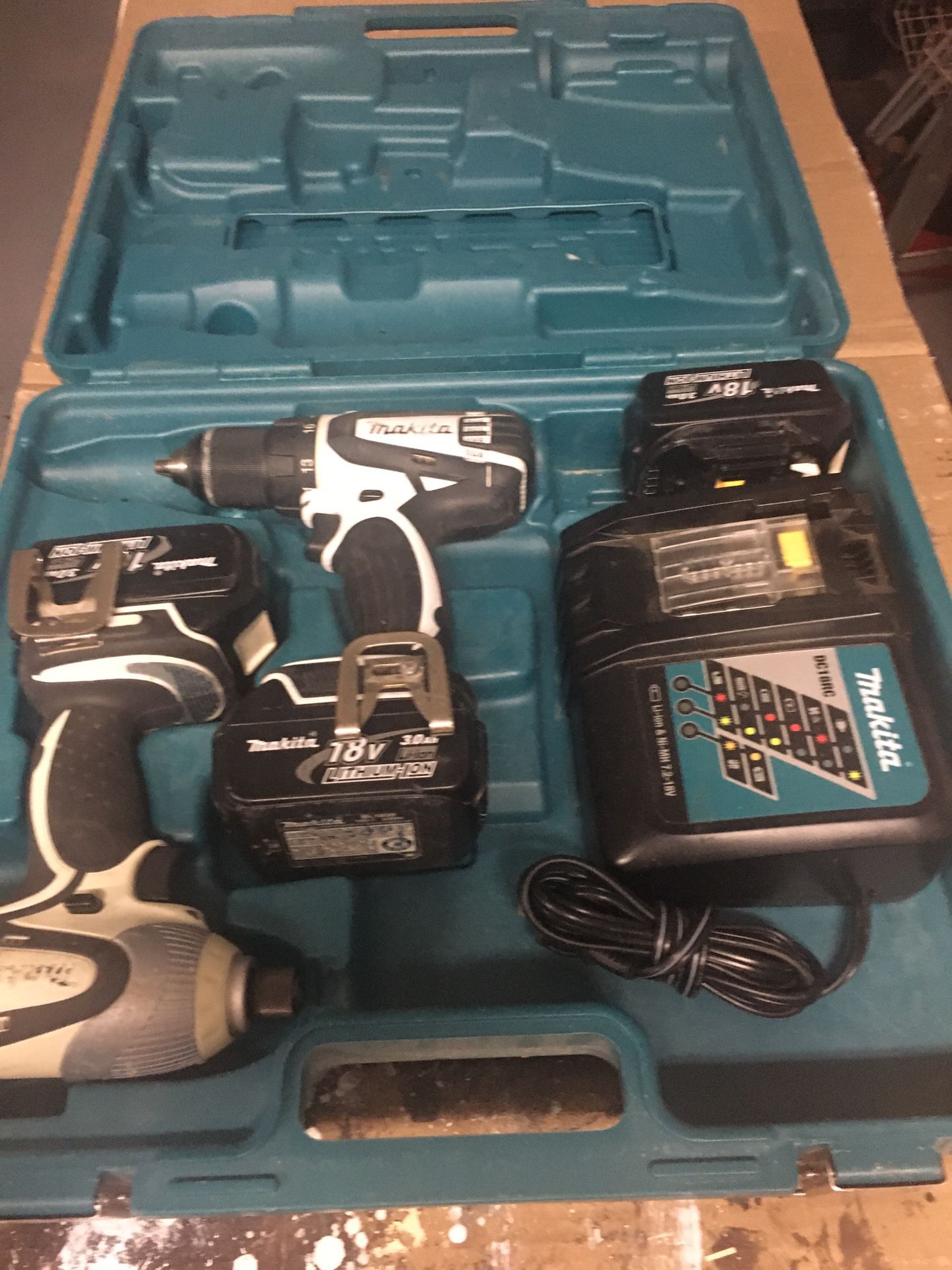 Makita 18V Drill/driver W/ Case And Charger