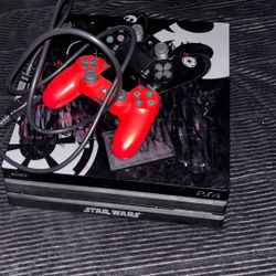 PS4 Pro 1TB 2 Controllers