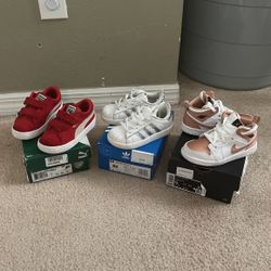 Toddler sneakers 