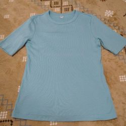 Short sleeves