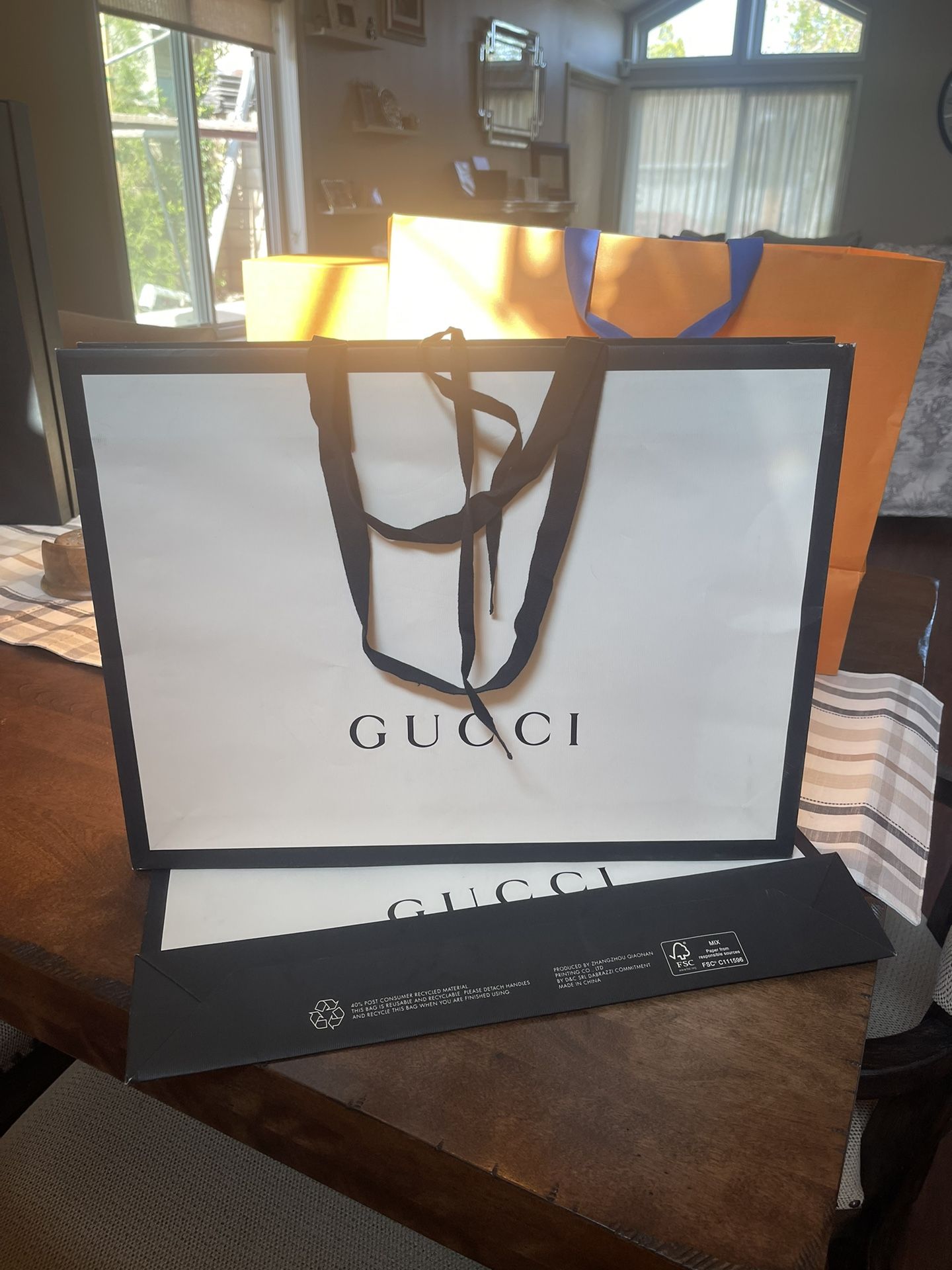 Gucci 