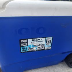 Igloo Wheeler Cooler 38 Quarts
