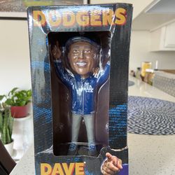 DAVE ROBERTS 2025 bobblehead 