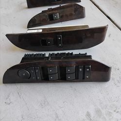 2007 Cadillac Escalade ESV Window Switches