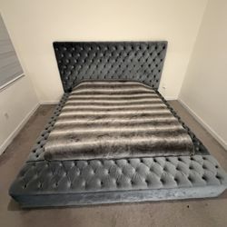 King Size” • Brand Coco Furniture •Terciopelo” y “Gris” •	“Moderna & Elegante” 