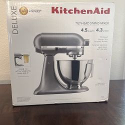 Kitchen Aid Deluxe 4.5 Mixer