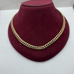 10k Necklace 