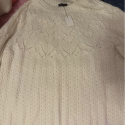 SMALL white sweater