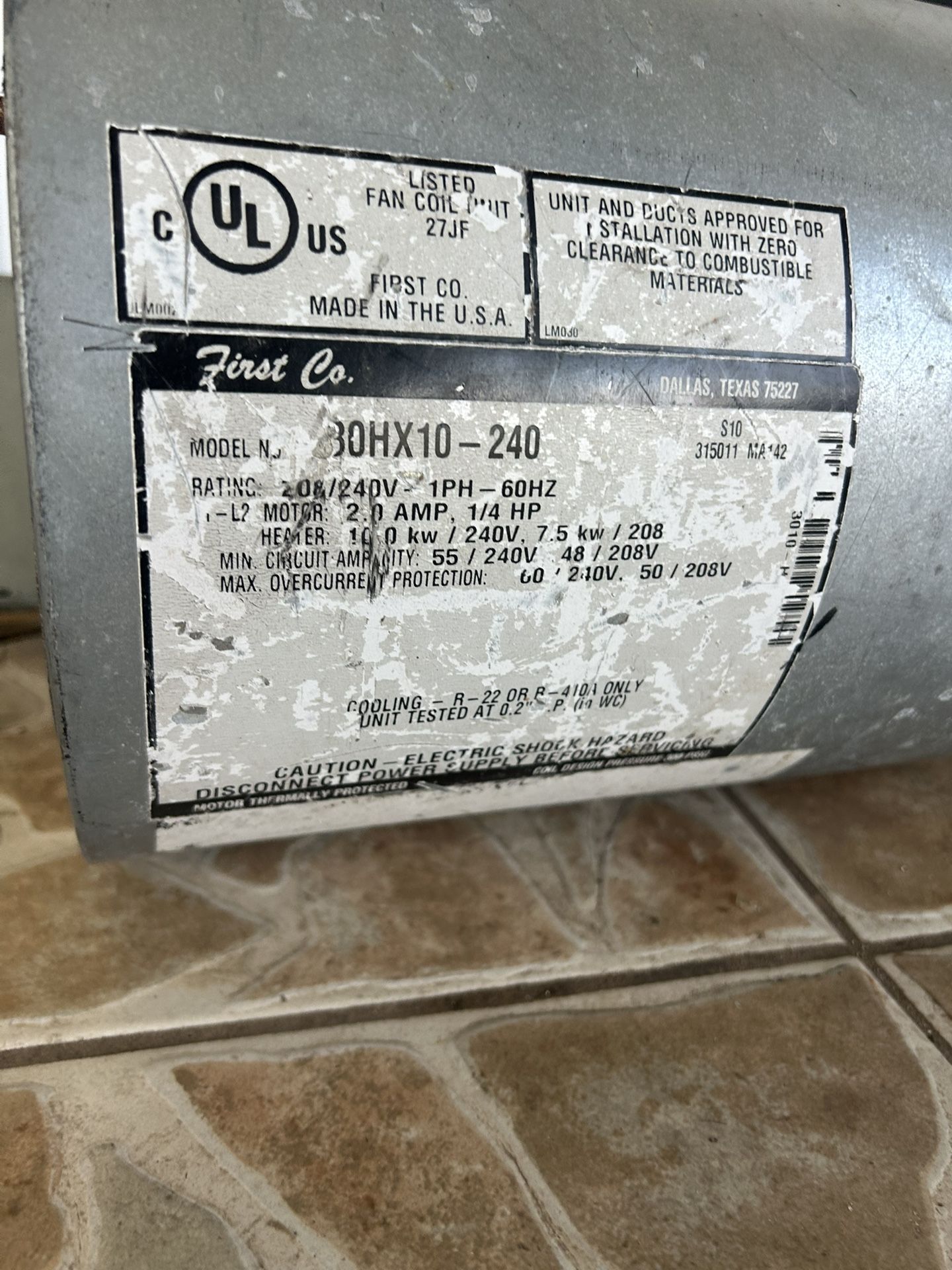 First fan coil unit Evaporator model 30HX10 240