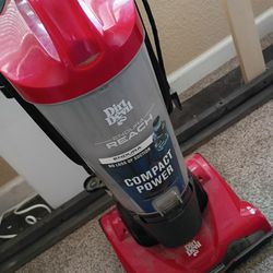 Dirt Devil Vacuum 