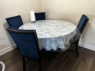 Dinning Table