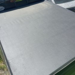 2006 Ford F150 Tonnaeu Cover 