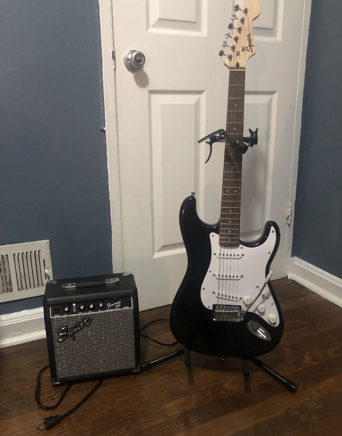fender squier stratocaster
