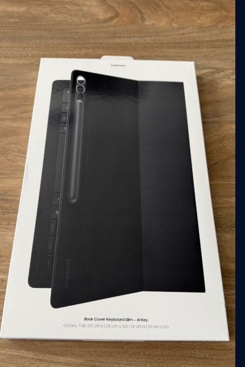 Samsung Galaxy Tab Ultra Book Cover Keyboard 