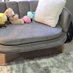 Sweet Sofa 