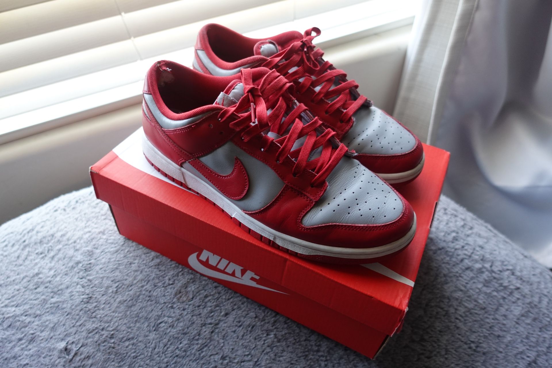 Nike Dunk Low Retro Medium Grey Varsity Red UNLV (2021)