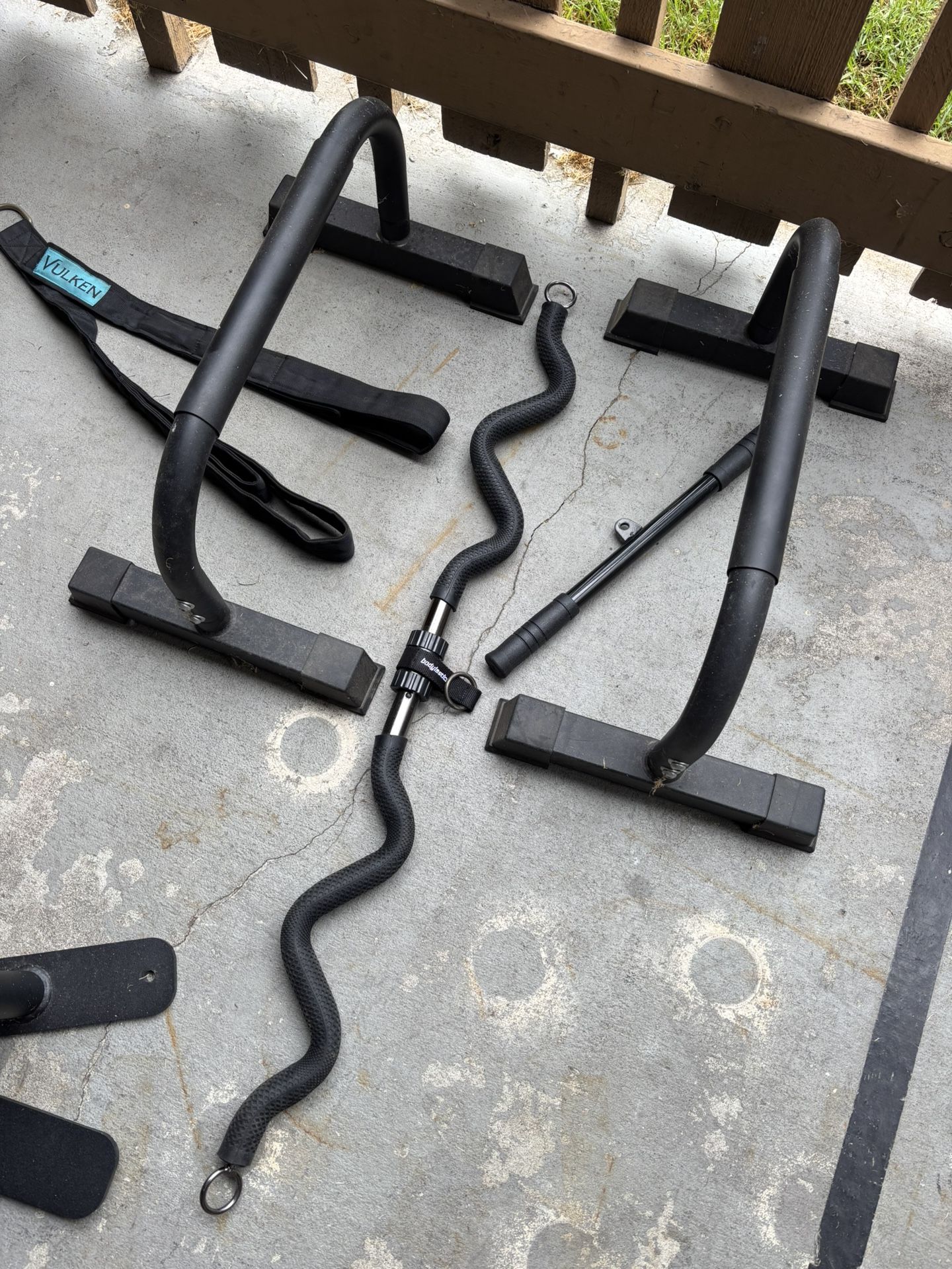 Weights Gym Equipment Stands And Lat Pull Attachments $40 Firm ‼️