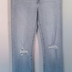 New Women's Levi's Size 28x30