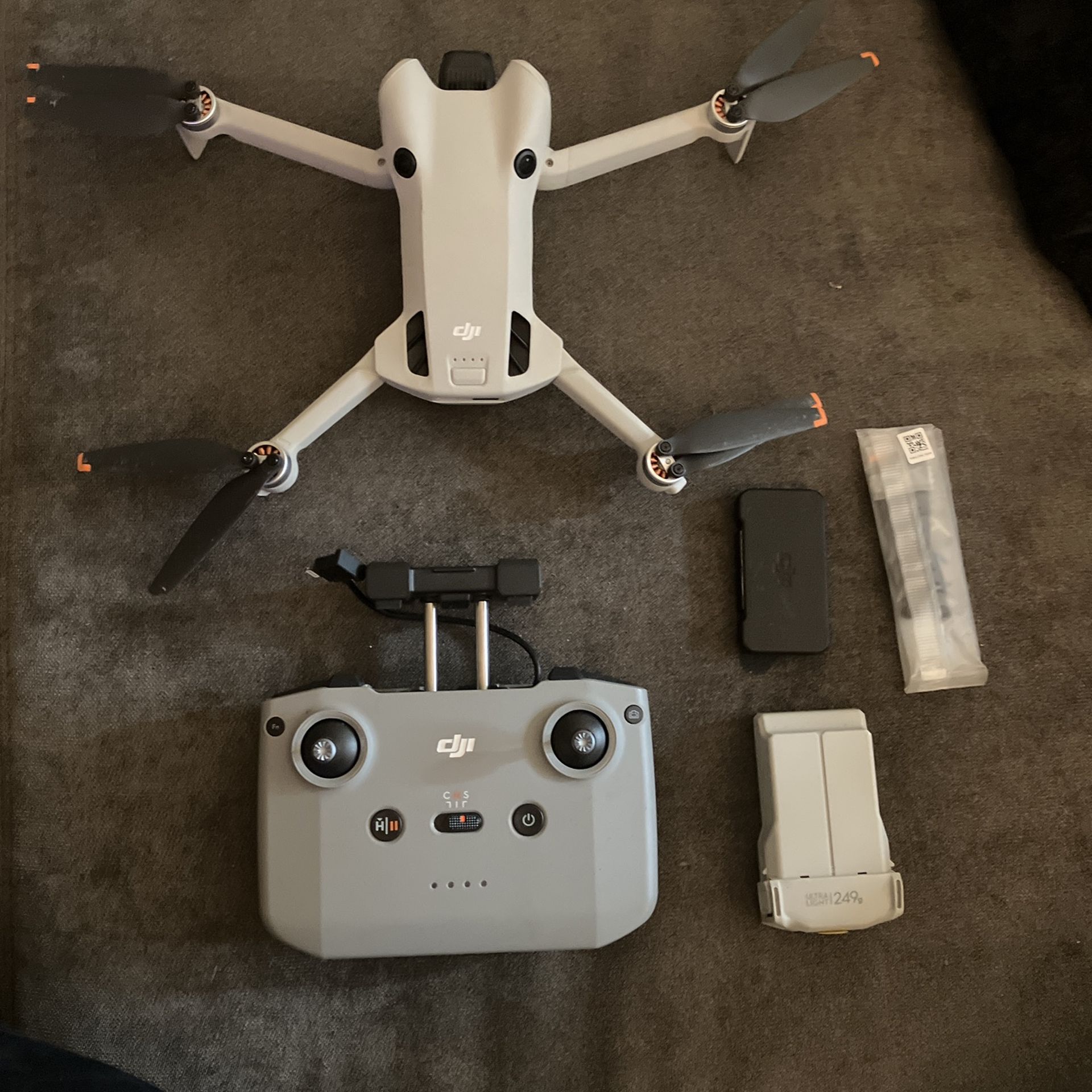 DJI Mini 4 Pro Drone With RC-N2 Controller 