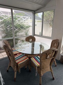 Dining set