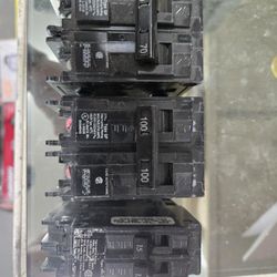 Siemans Electrical Breakers 15 - 100 Amp