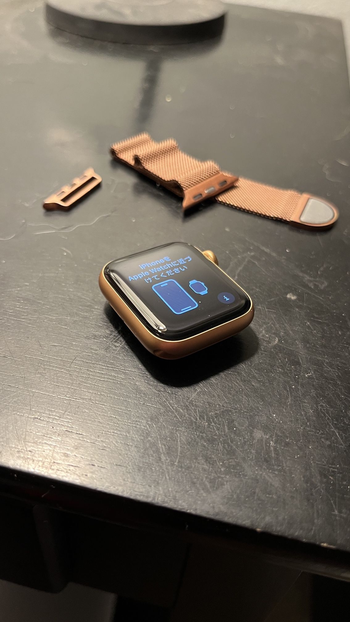 Apple Watch SE GPS/LTE 40mm-Gold Aluminum 
