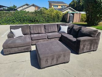 Large Sectional Sofa With Ottoman 💥 Free Delivery 💥