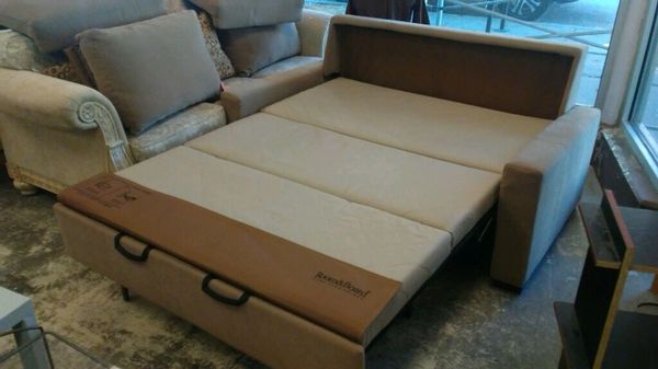 Room Board Sleeper Loveseat For In Chicago Il Offerup