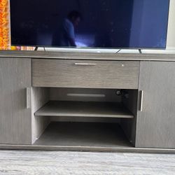 TV Cabinet/console