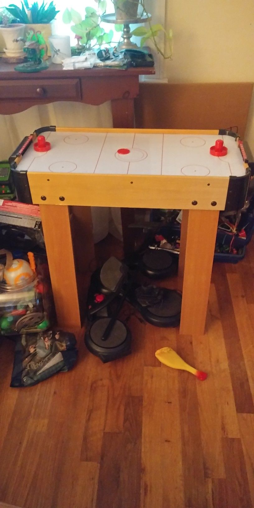 Mini Air Hockey Table