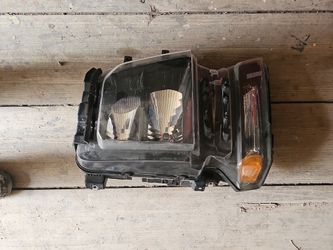 2020 Silverado Headlight 