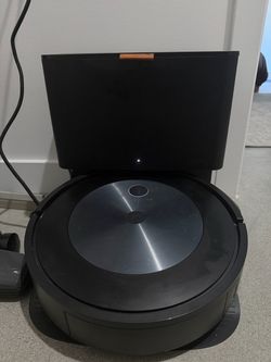 Roomba j7+