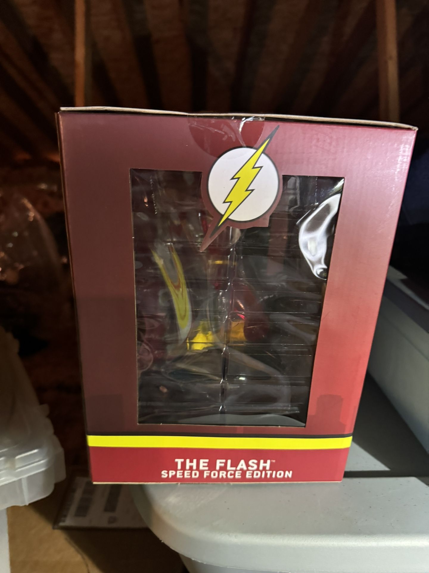DC Comics Flash Figurine NIB