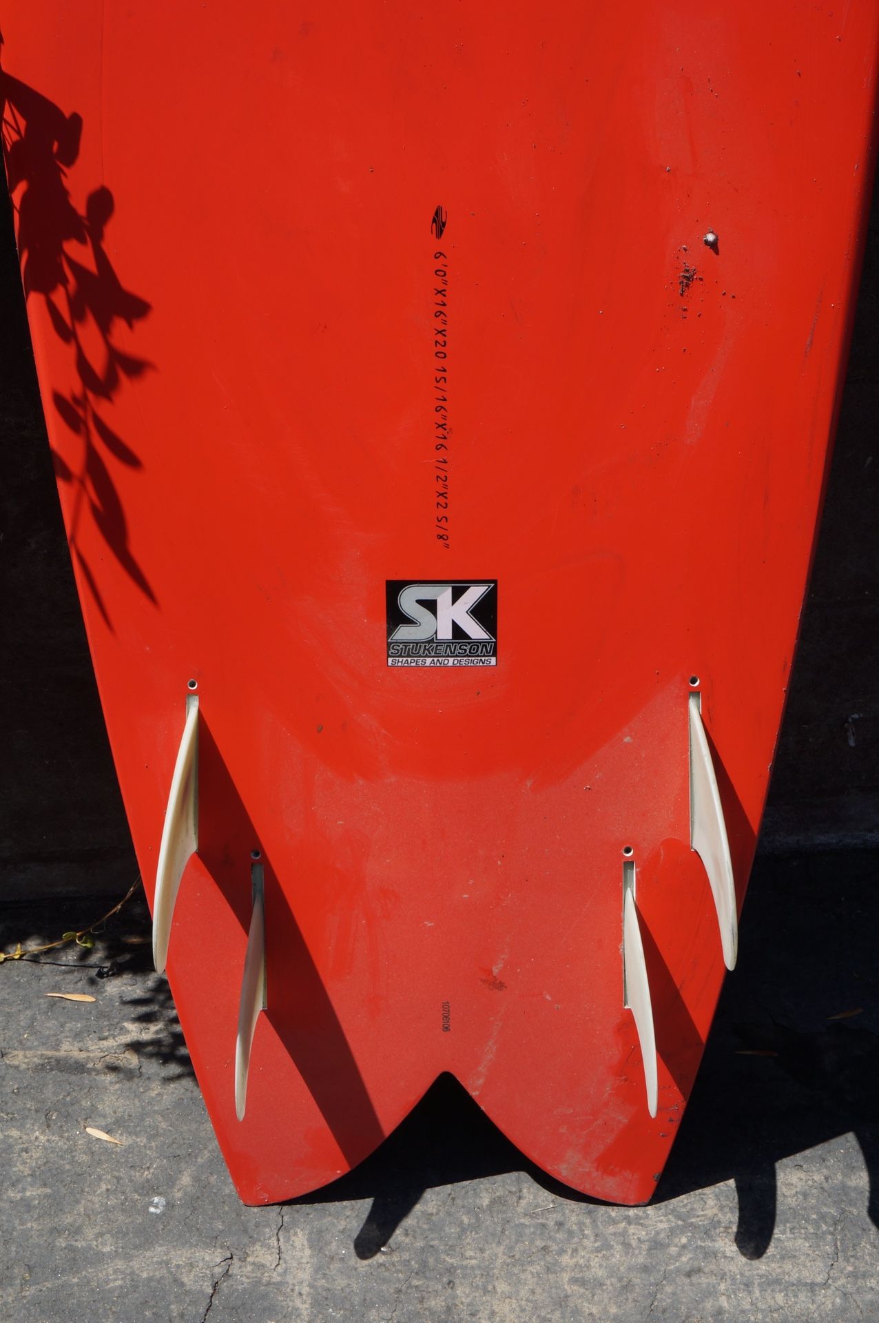Kane Garden Fish 6'0” quad surfboard red for Sale in Los