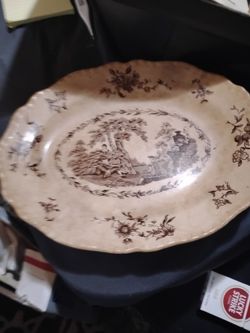 Mason's Patent Ironstone China in the "Watteau Brown"