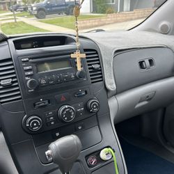 2008 KIA Sedona