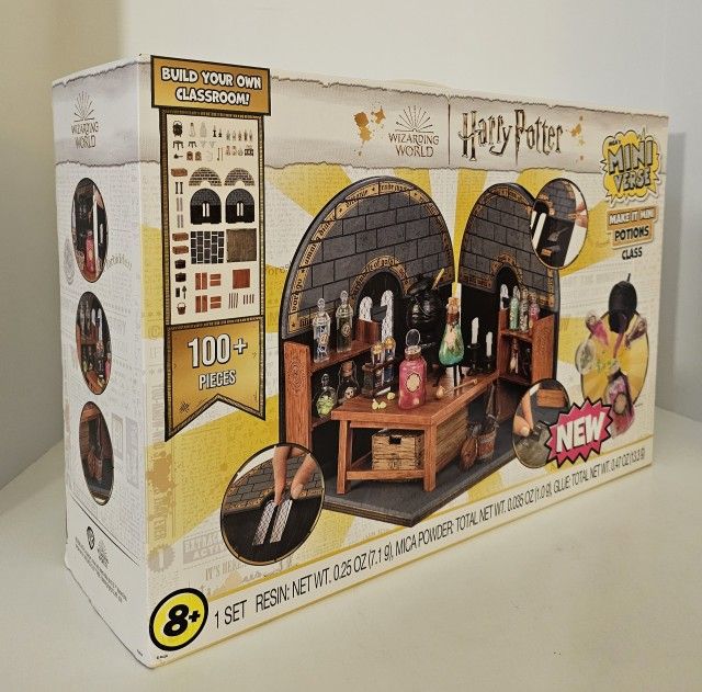 Harry Potter Wizarding World Mini Verse-Build Your Classroom Set