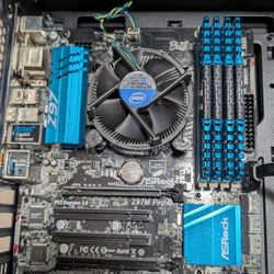 Intel Xeon , 24gb + Antec Case