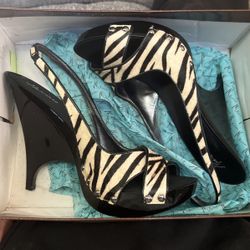 Women’s Shoes 